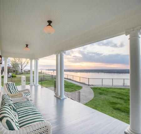 Clifton House - Panorama - Queen Suite, Sleeps 4, River Views Natchez Bagian luar foto