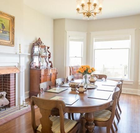 Clifton House - Panorama - Queen Suite, Sleeps 4, River Views Natchez Bagian luar foto